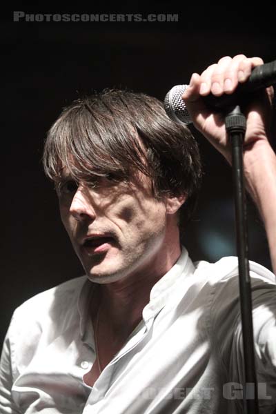 BRETT ANDERSON - 2011-10-07 - PARIS - La Machine (du Moulin Rouge) - 